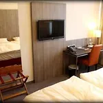 City Hotel Duesseldorf 3* Dusseldorf