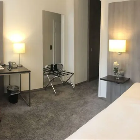 シティ ホテル デュッセルドルフ 3* デュッセルドルフ