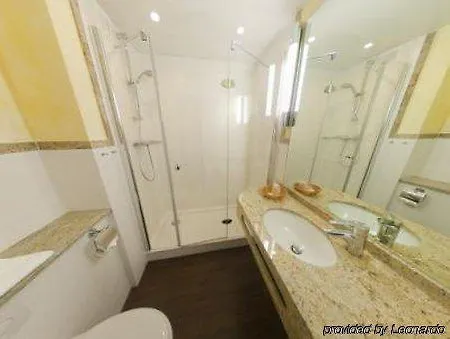 City Hotel Duesseldorf Hotel