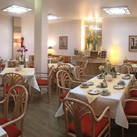 City Hotel Duesseldorf Hotel 3*