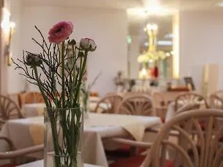 City Hotel Duesseldorf Hotell 3*