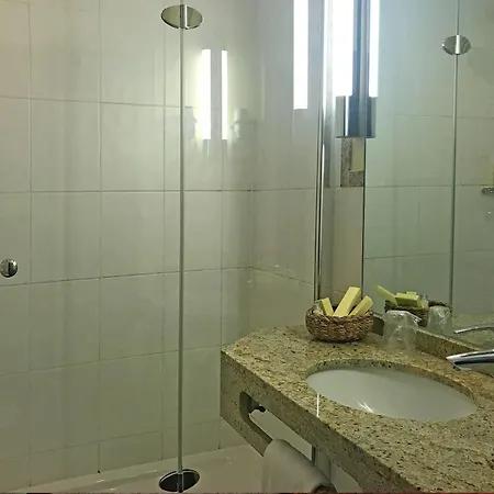 City Hotel Duesseldorf Отель 3*